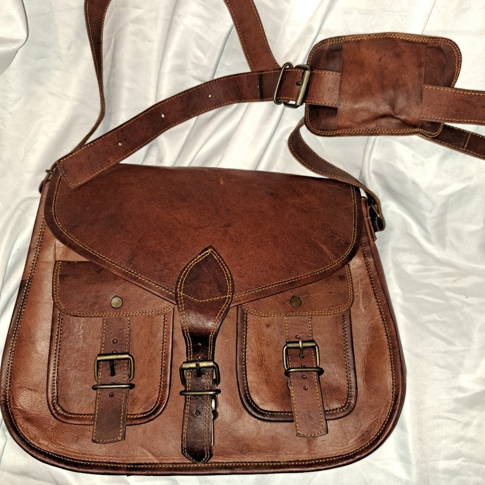 Leather 14 in Crossbody Satchel